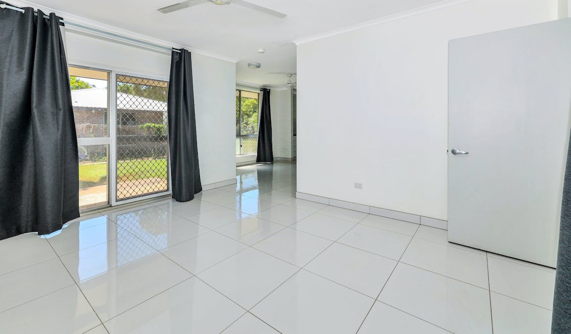 27 Parkside Crescent, Leanyer, NT, 0812 - Image 3