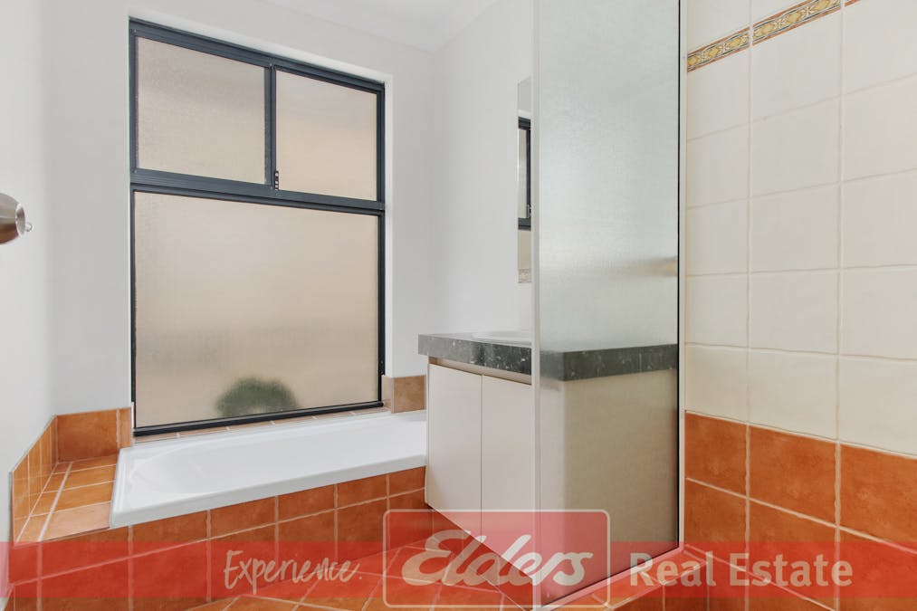 1 Maidstone Parade, Secret Harbour, WA, 6173 - Image 14