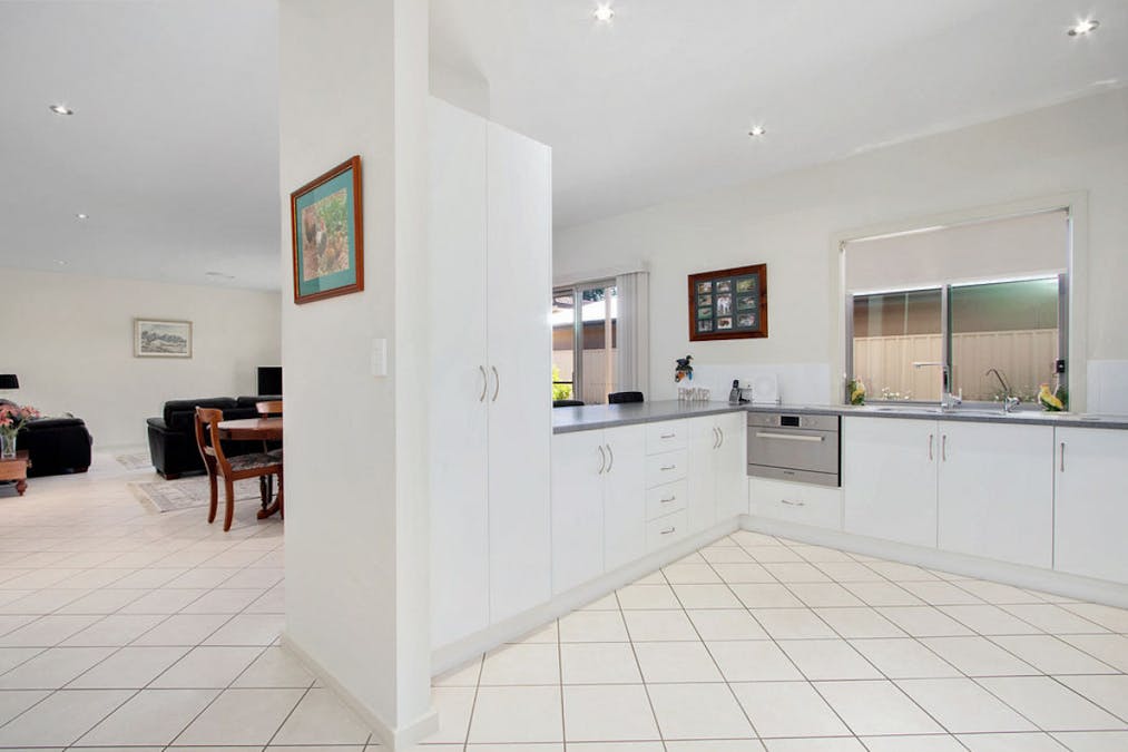 3/6 William Street, Clare, SA, 5453 - Image 5