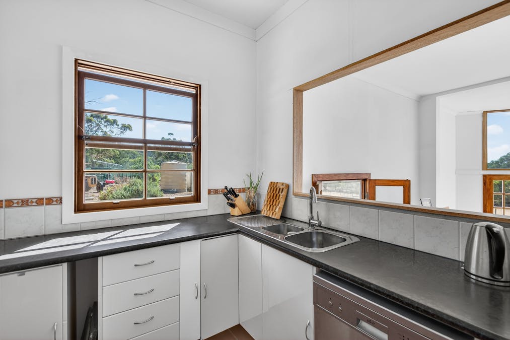 1039 Coondle West Road, West Toodyay, WA, 6566 - Image 10