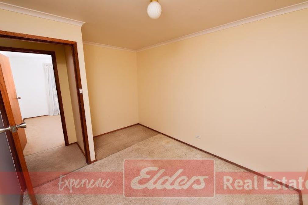 21 Jacaranda Crescent, Withers, WA, 6230 - Image 7