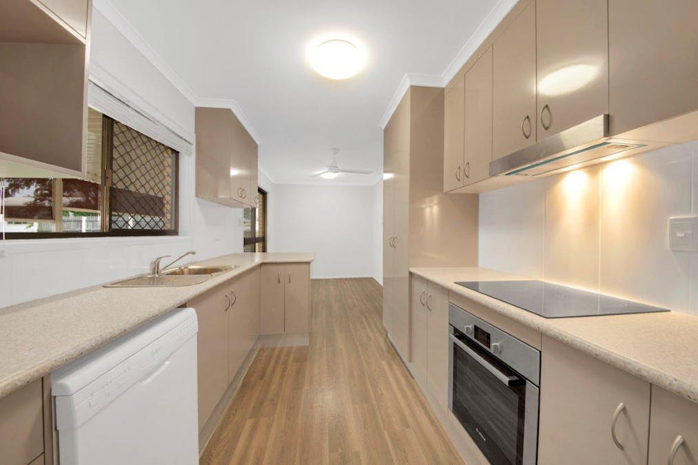 5 Myrtle Court, Kin Kora, QLD, 4680 - Image 5