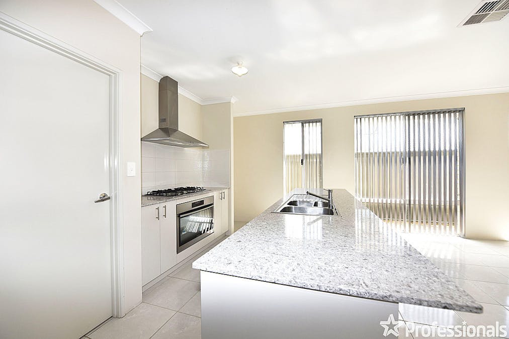 21 Vickers Road, Baldivis, WA, 6171 - Image 4