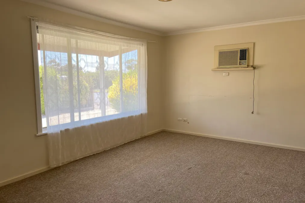 1/248 Smith Street, Naracoorte, SA, 5271 - Image 2