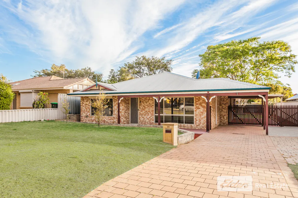 34 Elanora Drive, Cooloongup, WA, 6168 - Image 1