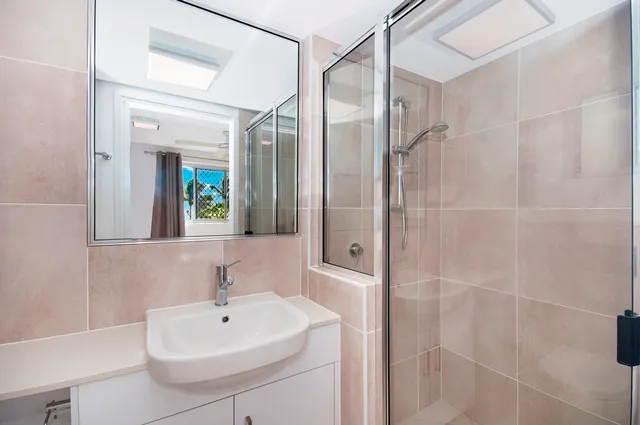 3/102 The Strand, North Ward, QLD, 4810 - Image 5