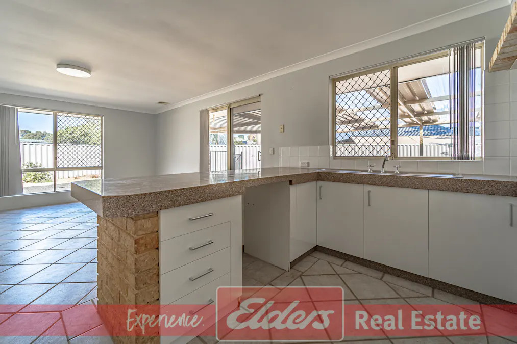 4 Serenoa Court, Warnbro, WA, 6169 - Image 11