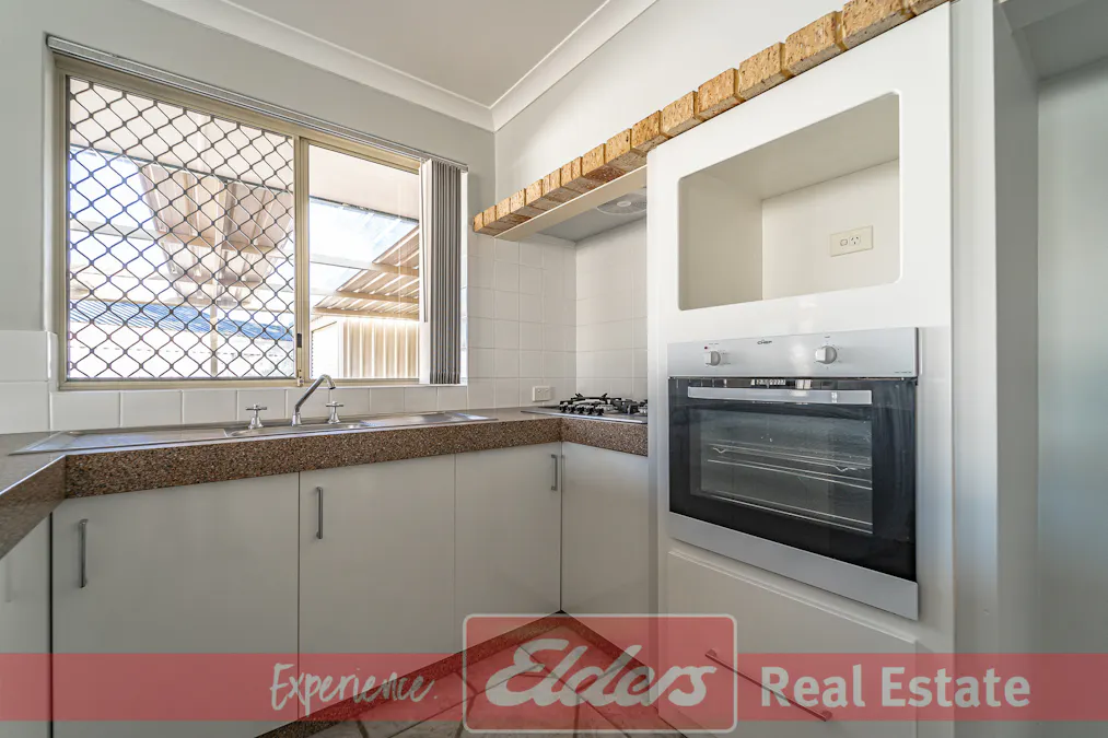 4 Serenoa Court, Warnbro, WA, 6169 - Image 12