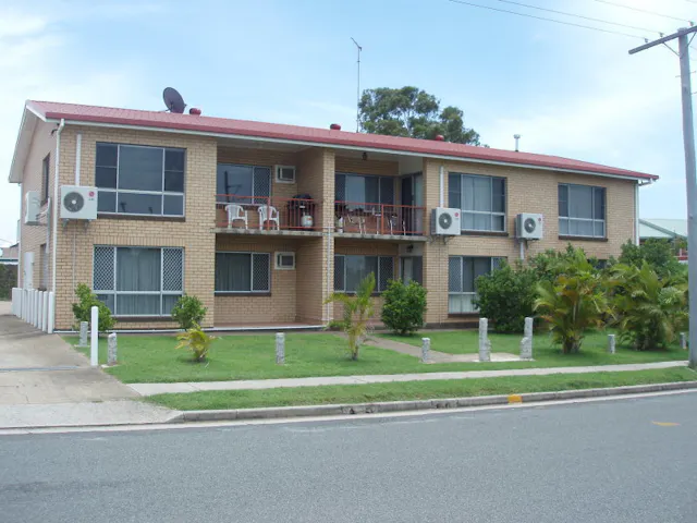 4/2 Railway Street — photo from Elders Real Estate Gladstone and Tannum Sands