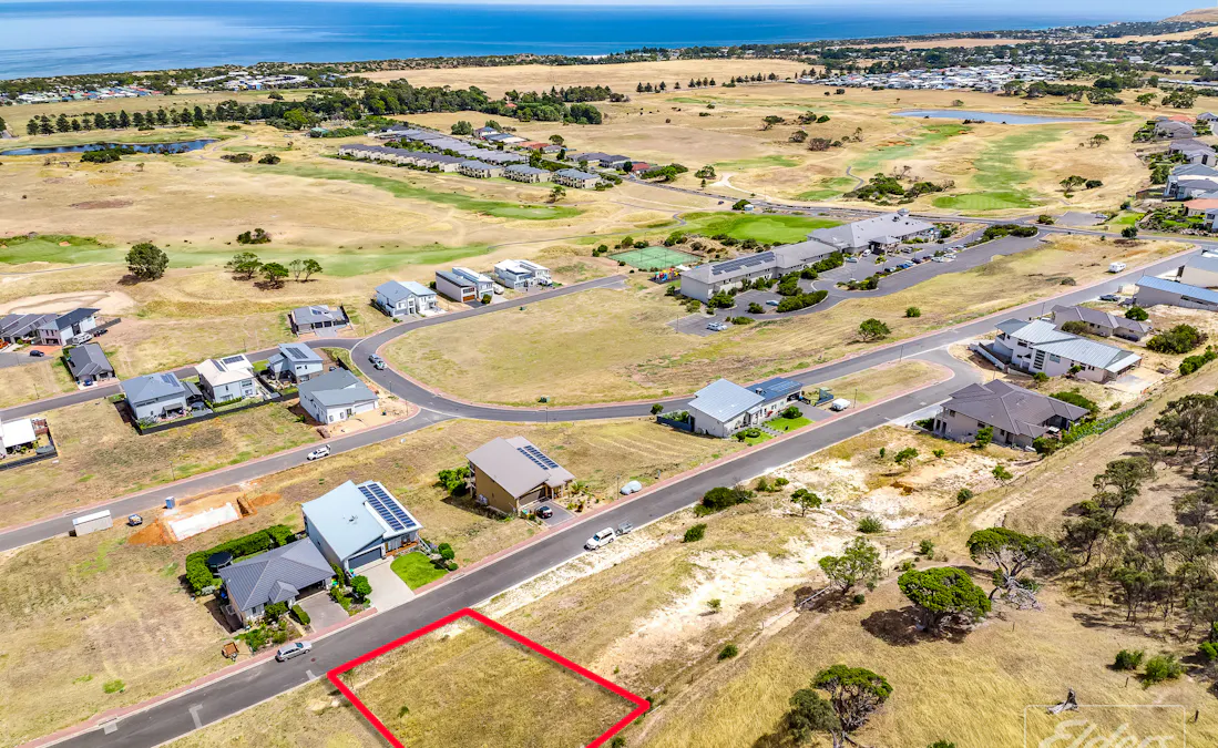 18 Cherry Hills Crescent, Normanville, SA, 5204 - Image 2