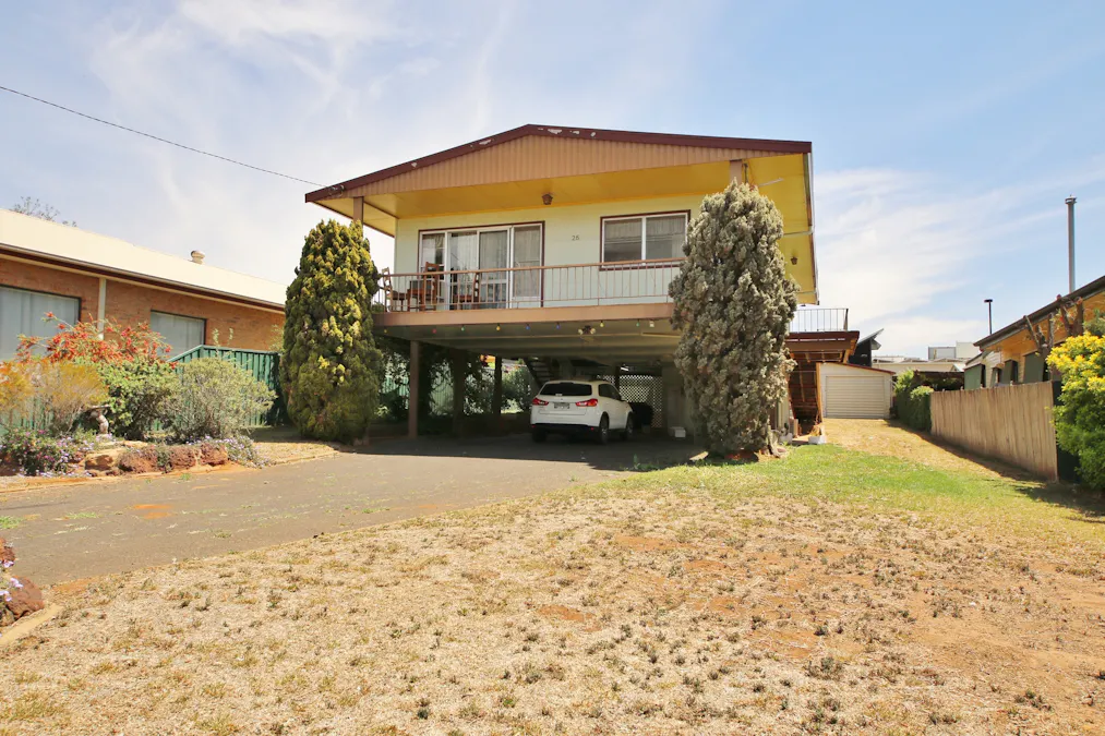 25 Stonehaven Avenue, Dubbo, NSW, 2830 - Image 1