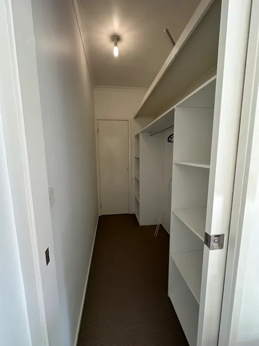 2/270 Gray Street, Hamilton, VIC, 3300 - Image 9