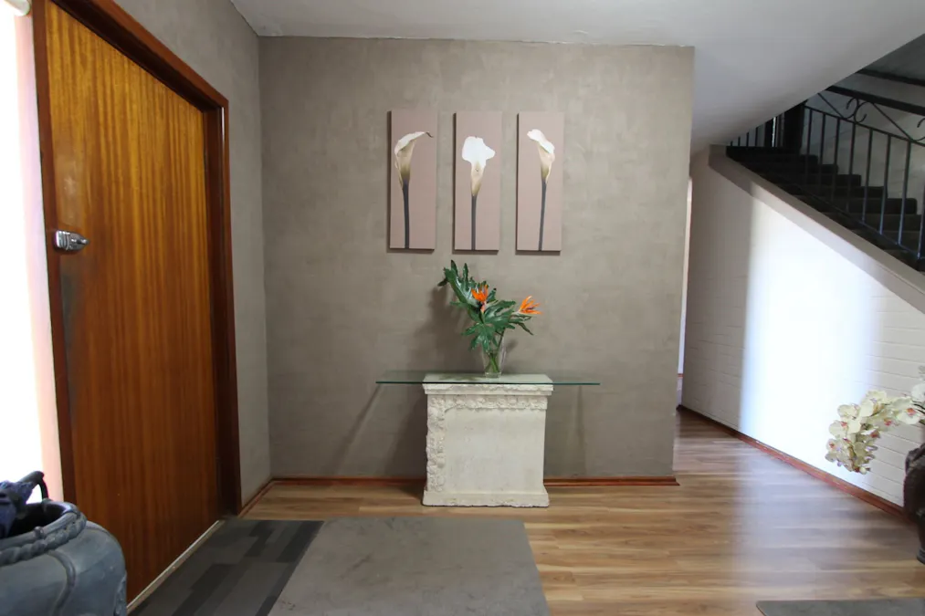 30 Golf Road, Merredin, WA, 6415 - Image 2