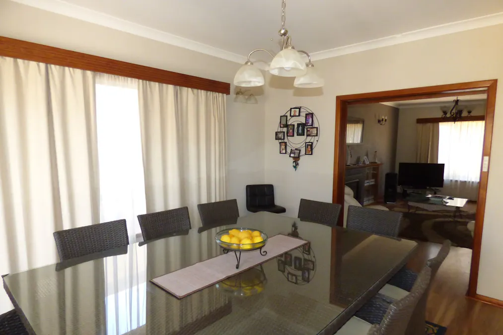 30 Golf Road, Merredin, WA, 6415 - Image 5