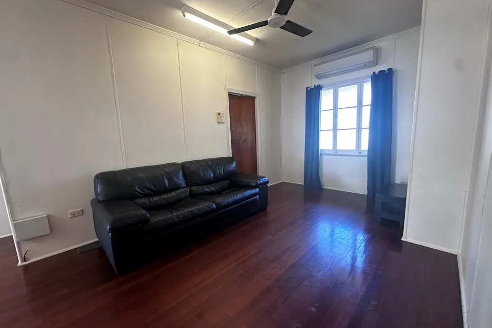 3/19 Hooper Street, Belgian Gardens, QLD, 4810 - Image 3