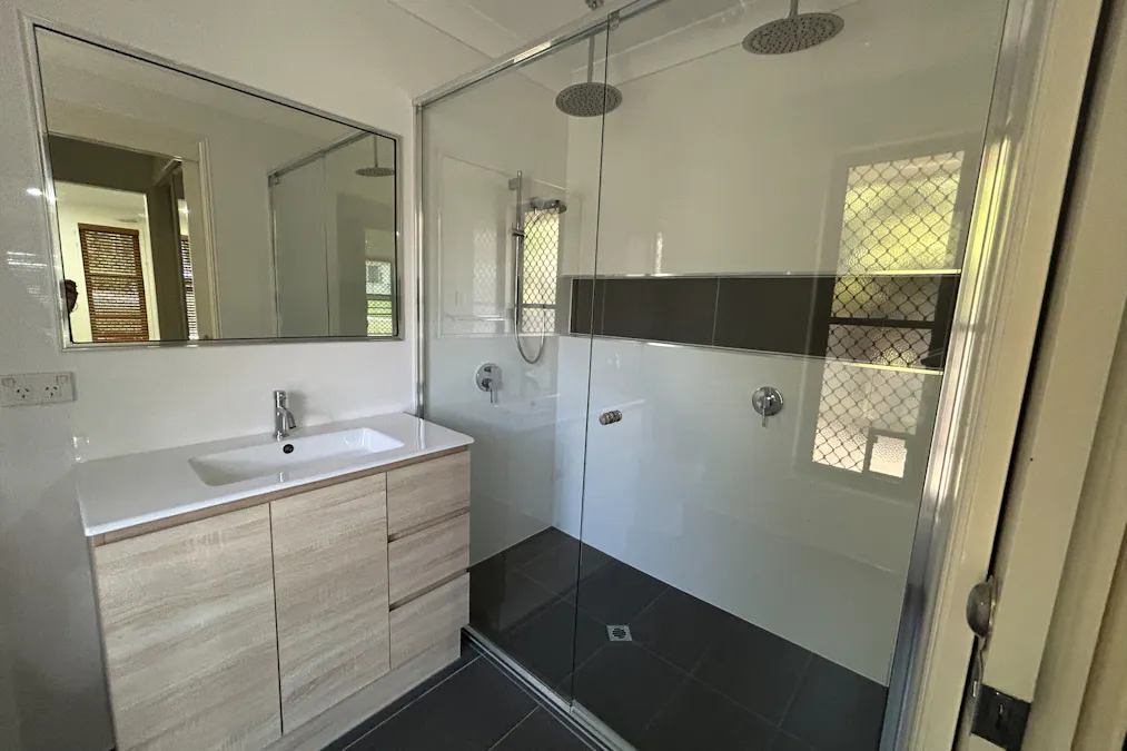 3 Lauren Court, South Gladstone, QLD, 4680 - Image 7