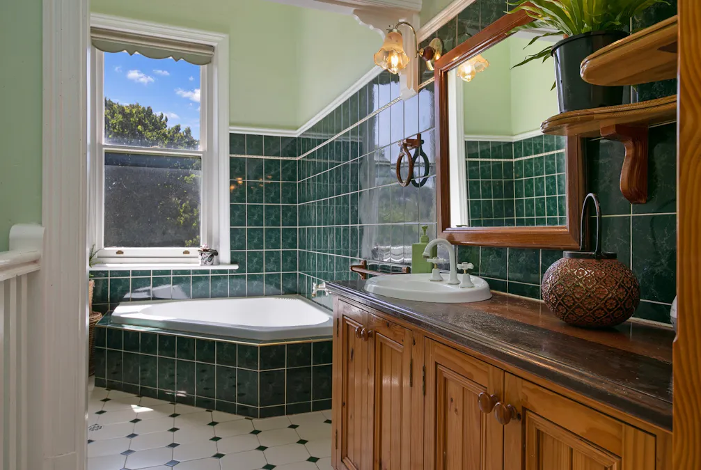 134 Farrell Flat Road, Clare, SA, 5453 - Image 14