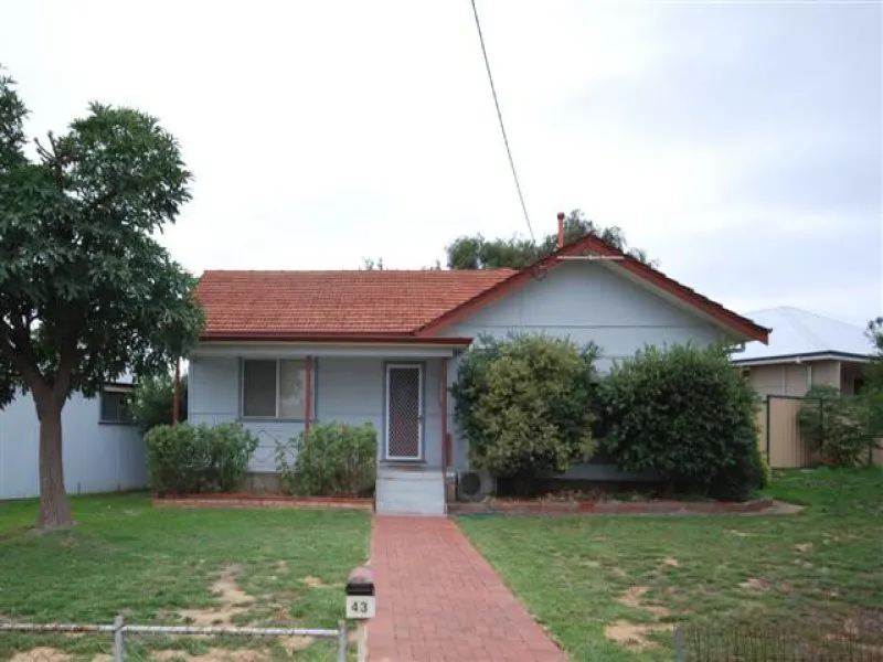 43 Doney Street, Narrogin, WA, 6312 - Image 1