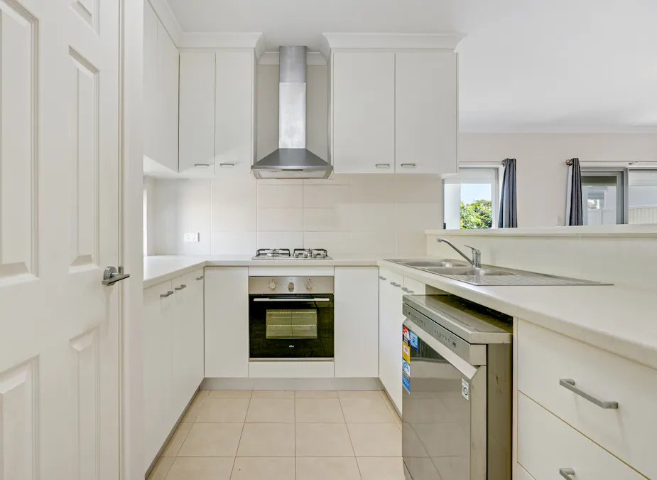 Waikiki, WA, 6169 - Image 5