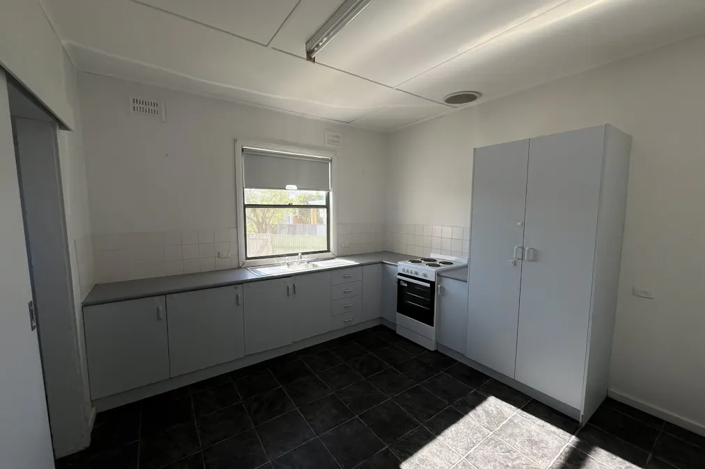 3 Merino Street, Naracoorte, SA, 5271 - Image 2