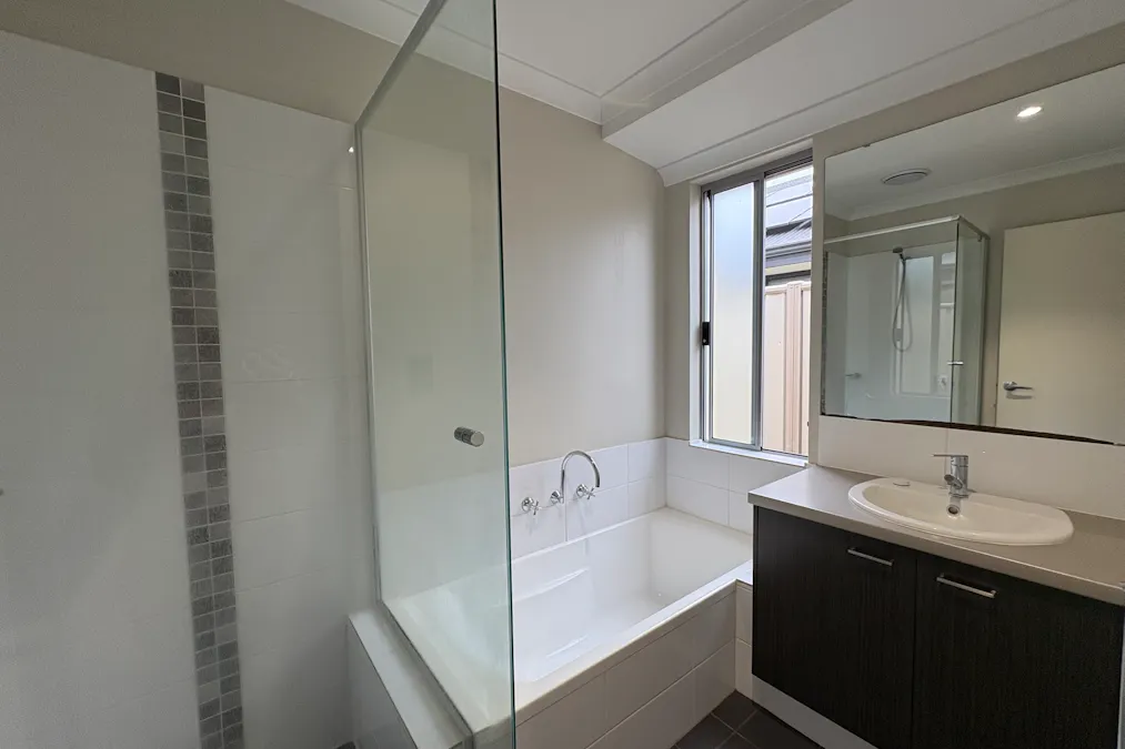 38 Star Street, Australind, WA, 6233 - Image 15