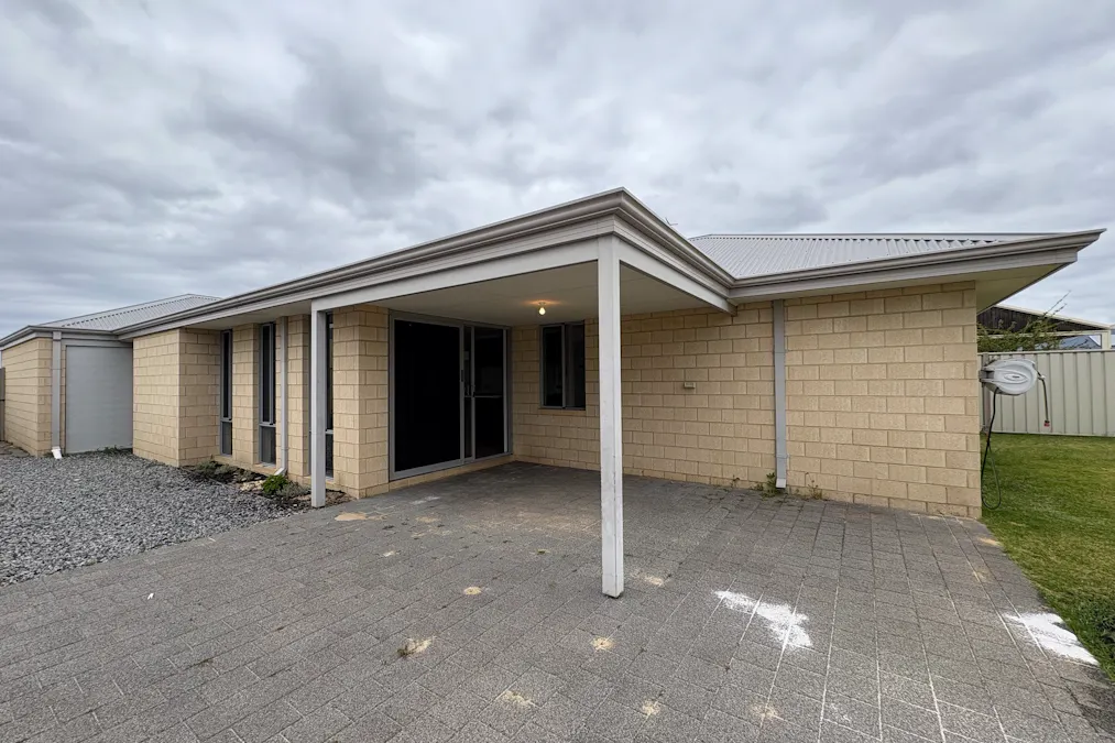 38 Star Street, Australind, WA, 6233 - Image 16