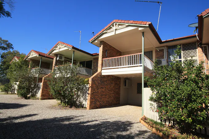 4/46 J Hickey Avenue, Clinton, QLD, 4680 - Image 1