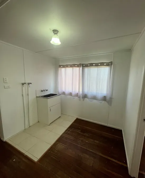 18 Matheson Street, Dalby, QLD, 4405 - Image 8