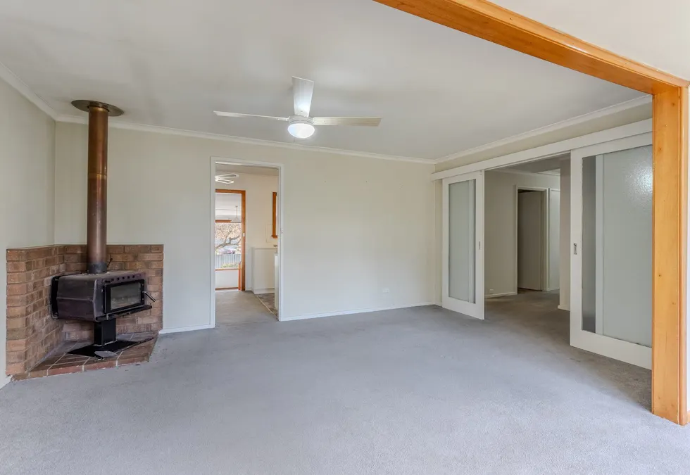 86 Cedar Avenue, Naracoorte, SA, 5271 - Image 2