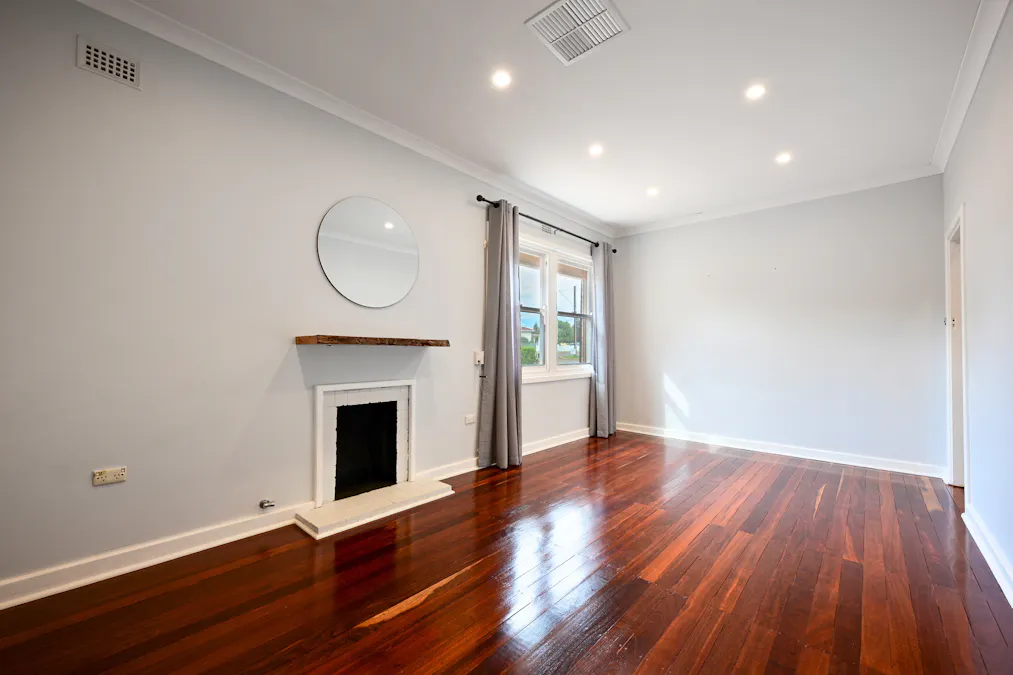 115 Broadbent Terrace, Whyalla, SA, 5600 - Image 4