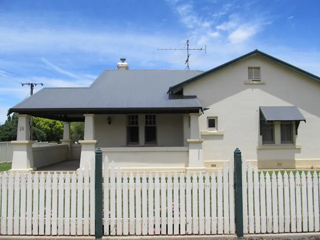 18 Pethick Street — photo from Elders Real Estate Naracoorte