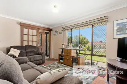 4 Rydal Court, Cooloongup, WA, 6168 - Image 3