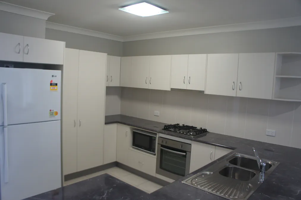 7/214-216 Oaka Street, South Gladstone, QLD, 4680 - Image 5