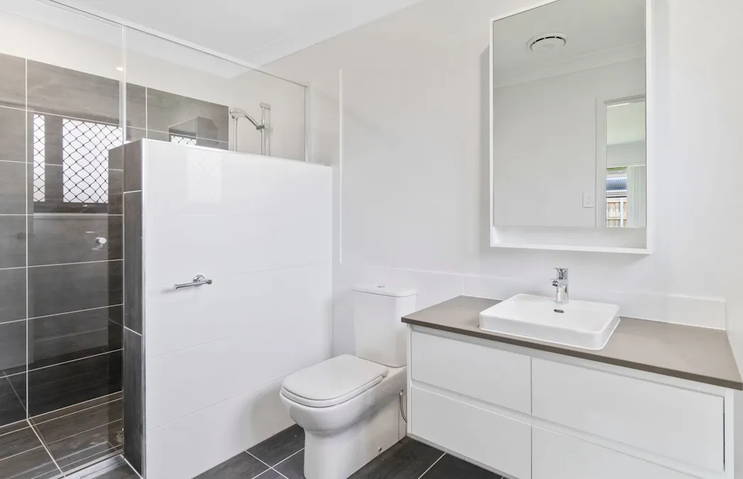 19 Paterson Road, Walloon, QLD, 4306 - Image 12