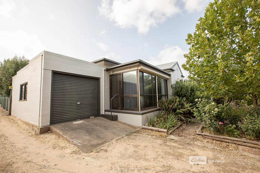 133 Jenkins Terrace, Naracoorte, SA, 5271 - Image 1