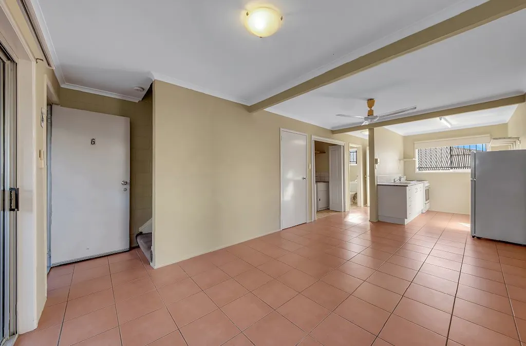 6/194 Auckland Street, Gladstone Central, QLD, 4680 - Image 5