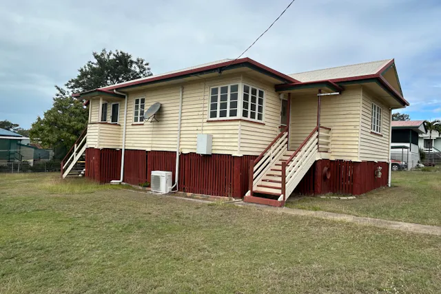 2 Elizabeth Street — photo from Elders Real Estate Gladstone and Tannum Sands