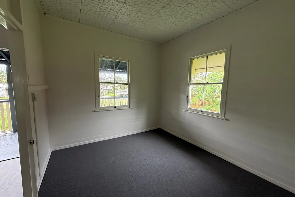 27 Canning Street, North Ipswich, QLD, 4305 - Image 5