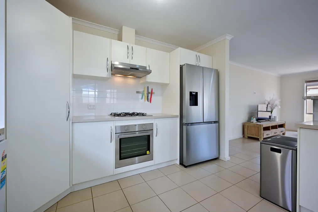 9 Bradshaw Street, Whyalla Jenkins, SA, 5609 - Image 7