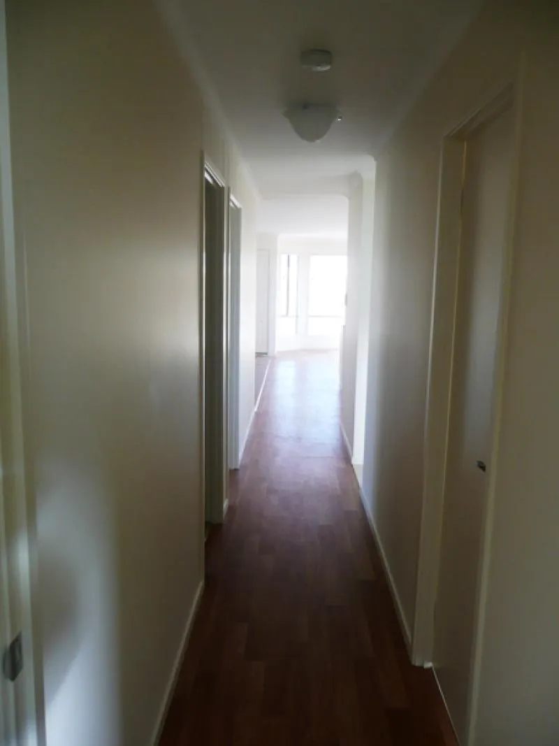 11 Chandler Crescent — photo 11 of 13