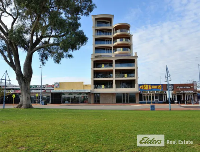 5/3 Rockingham Beach Road, Rockingham, WA, 6168 - Image 4