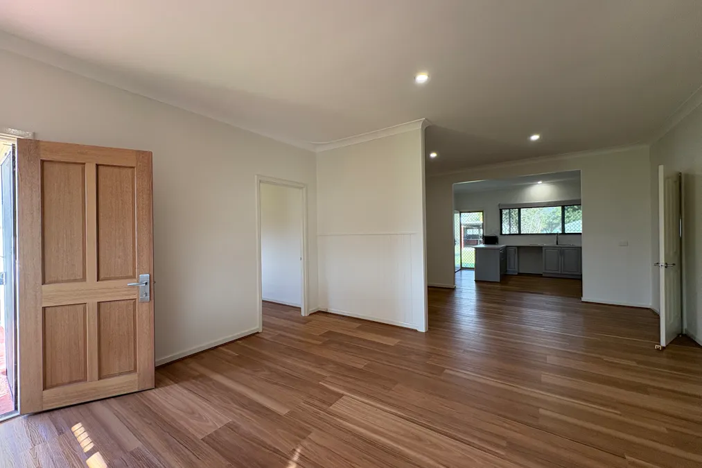 13 Eagle Crescent, Eaton, WA, 6232 - Image 2