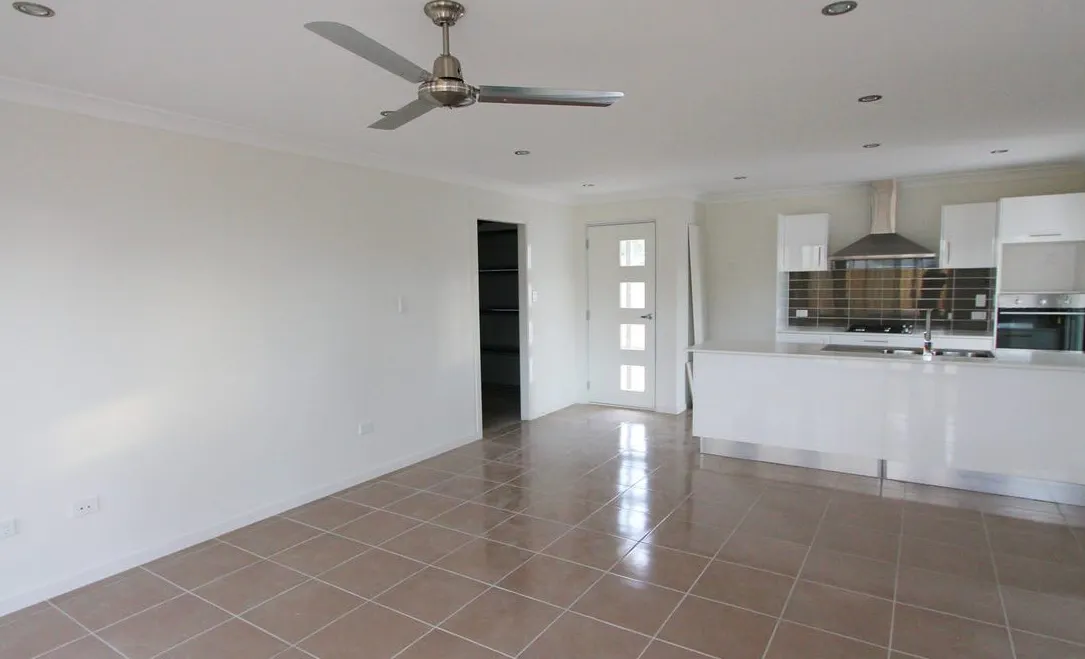 1/7 Wedgetail Road, Clinton, QLD, 4680 - Image 2