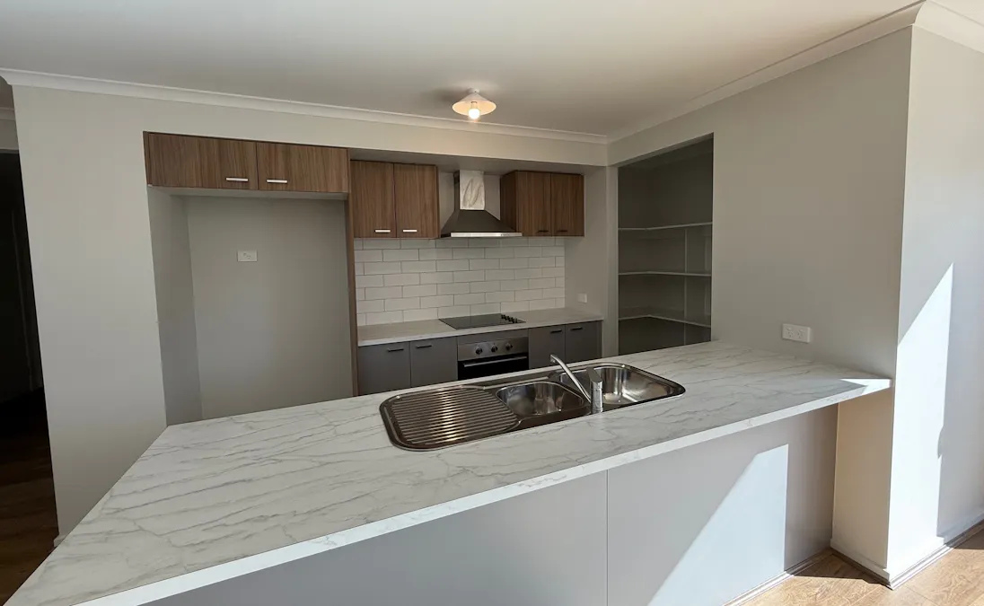 42 Isabella Boulevard, Korumburra, VIC, 3950 - Image 3