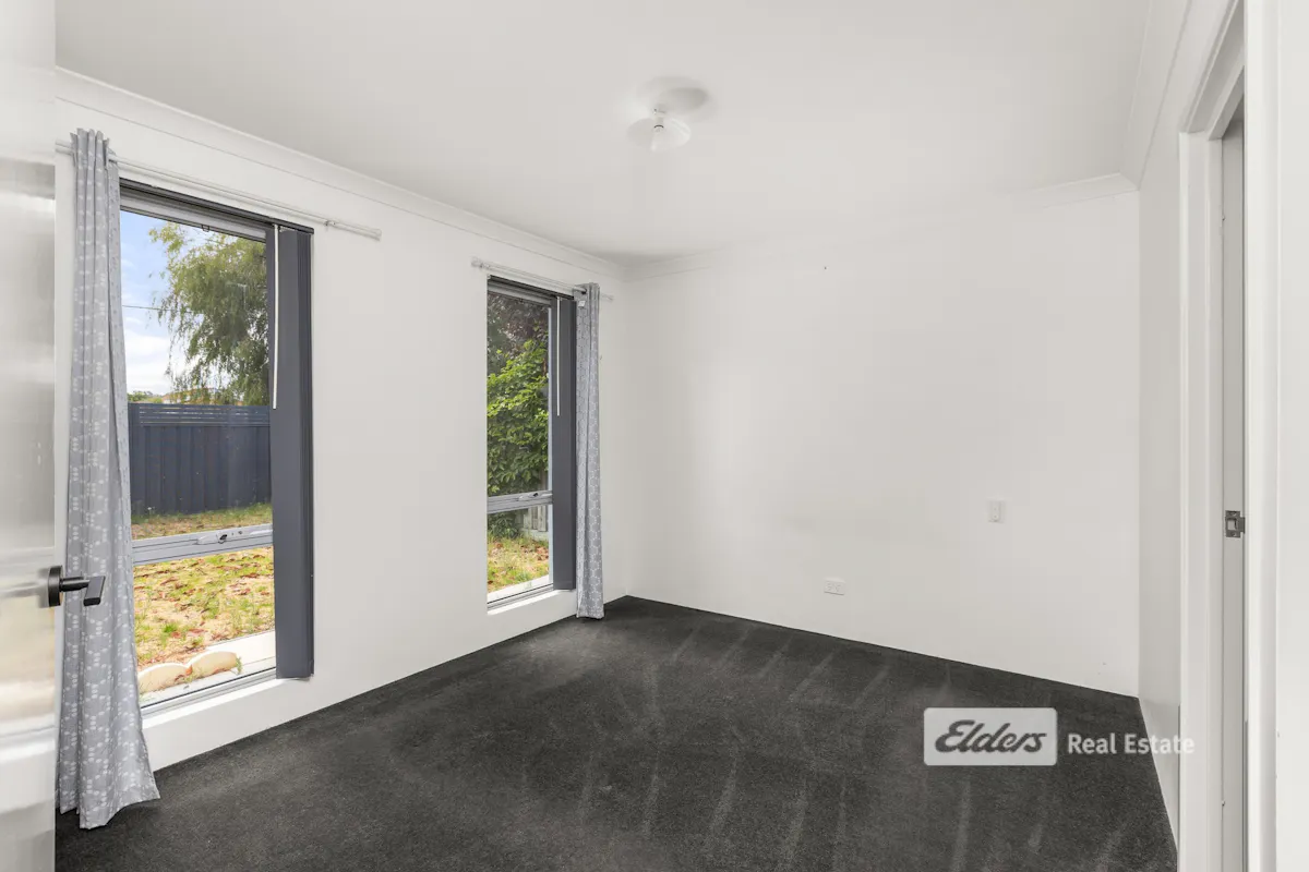 50B Ecclestone Street — photo 6 of 11