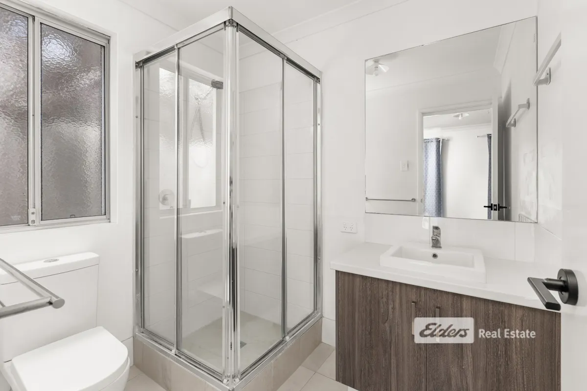 50B Ecclestone Street — photo 8 of 11