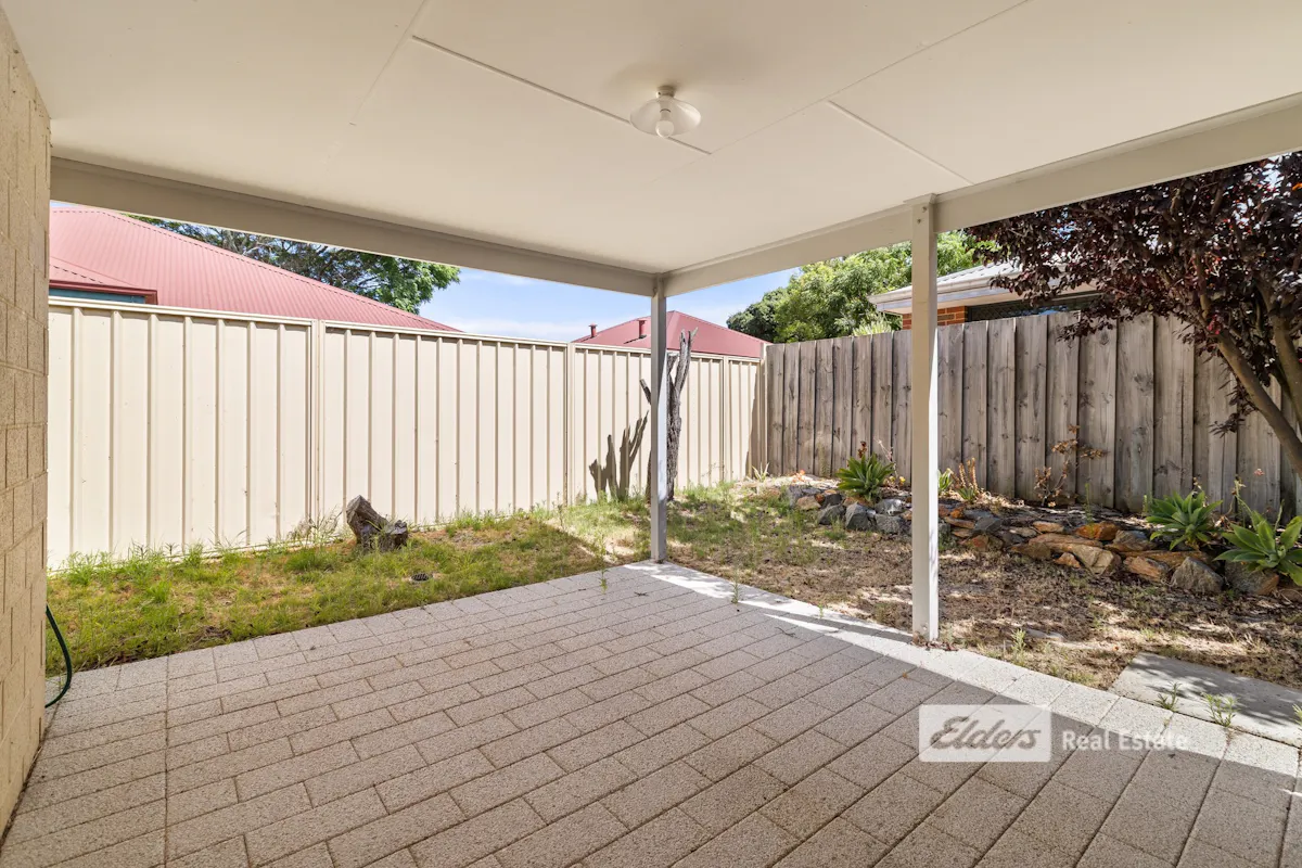 50B Ecclestone Street — photo 10 of 11