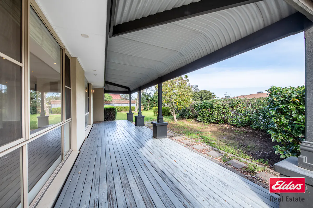 11 Eumung Street — photo 6 of 16