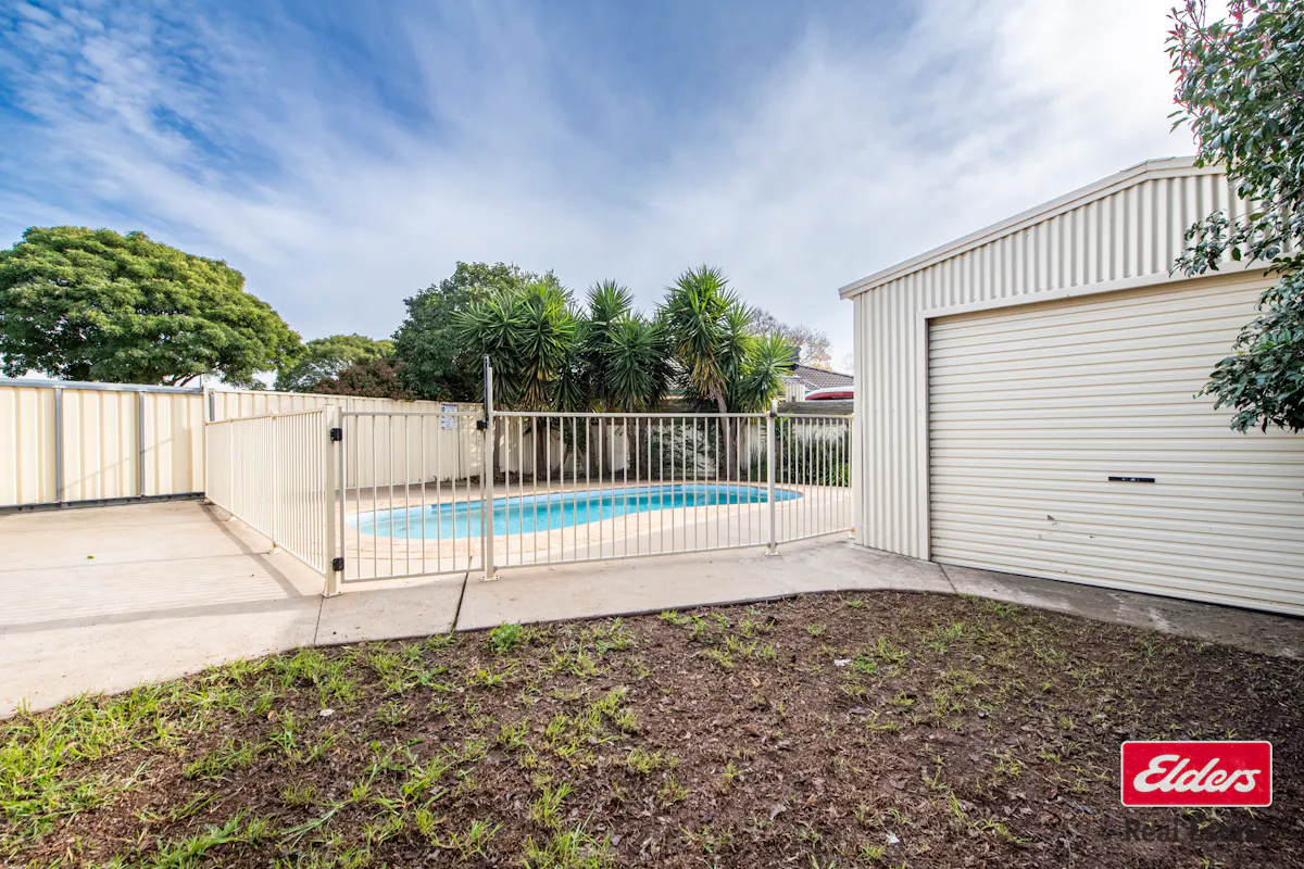 11 Eumung Street — photo 15 of 16
