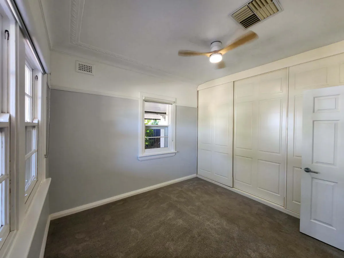 294 Fitzroy Street — photo 11 of 13